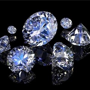 Meet your Posher, June